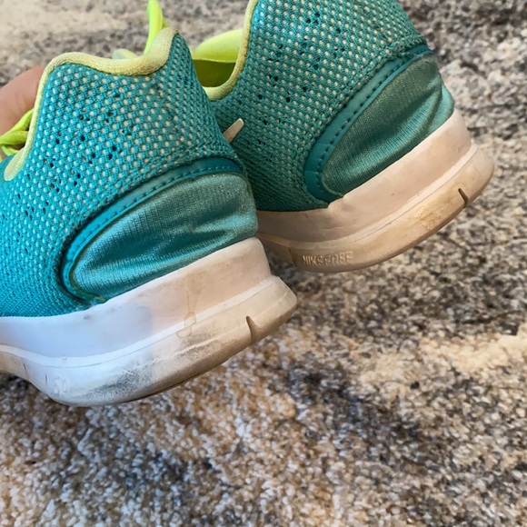 Nike Free TR Fit 3 (8.5) - Picture 3 of 5